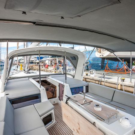 Hotel Yacht Psari Soluň Exteriér fotografie