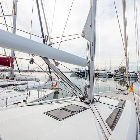 Hotel Yacht Psari Soluň Exteriér fotografie
