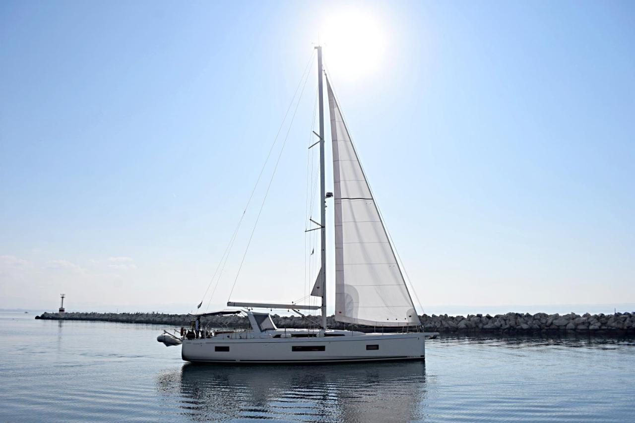 Hotel Yacht Psari Soluň Exteriér fotografie