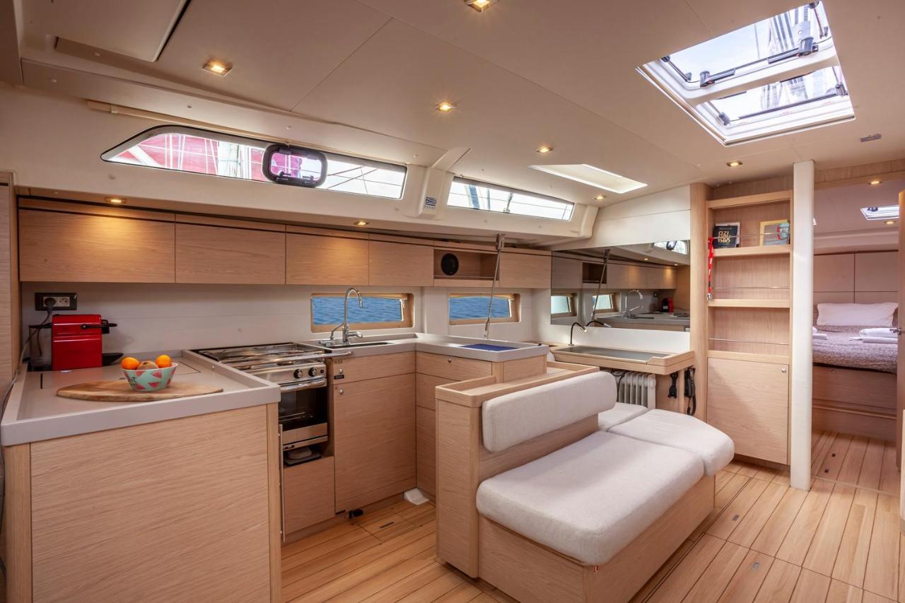 Hotel Yacht Psari Soluň Exteriér fotografie